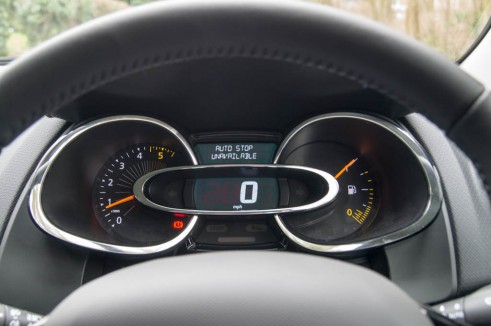 2013 Renault Clio Dials