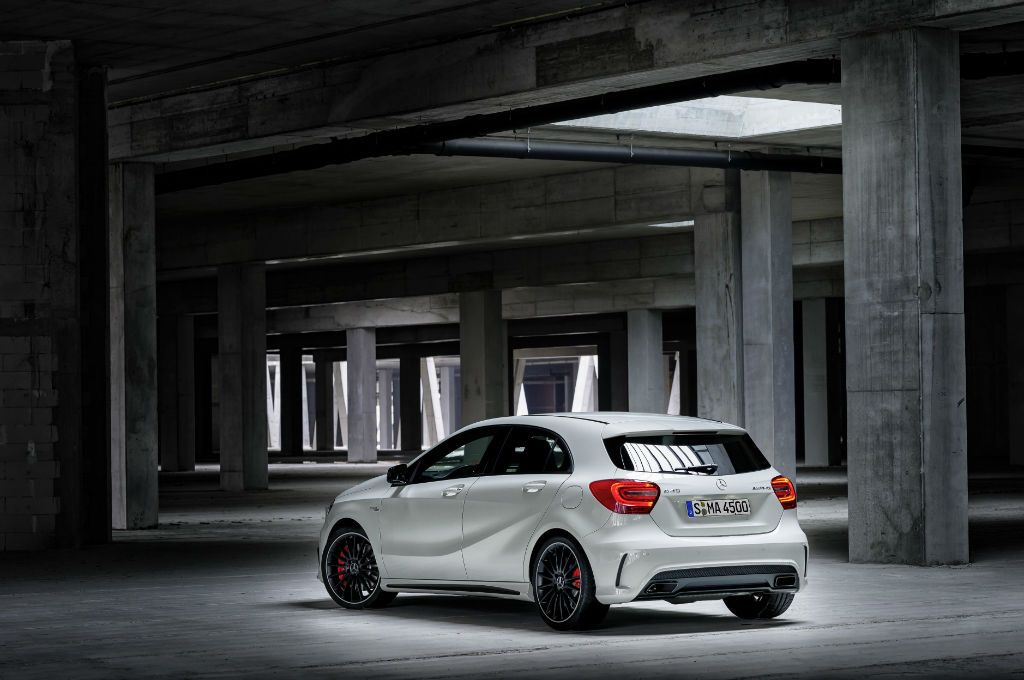Meredes A45 AMG Rear-w1024