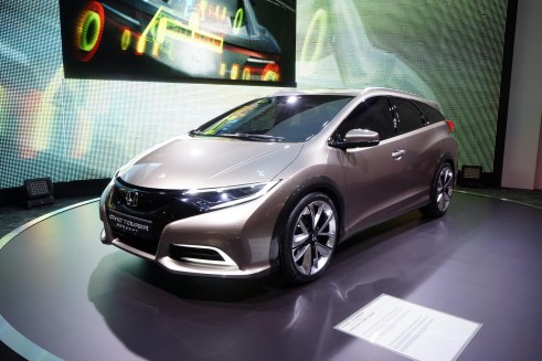 Honda Civic Tourer  Front
