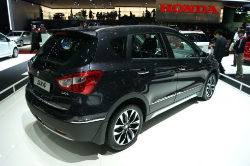 Suzuki_SX4_Crossover