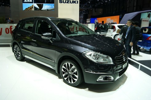 Suzuki_SX4_Crossover Front