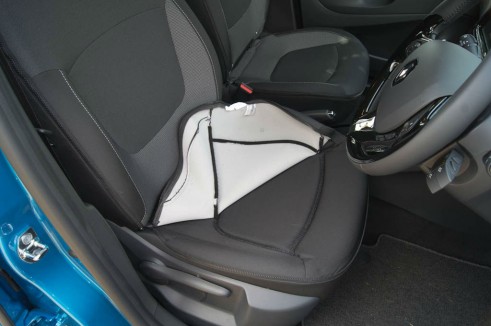 Renault Captur Review Zip Off Removable Seat Covers - carwitter
