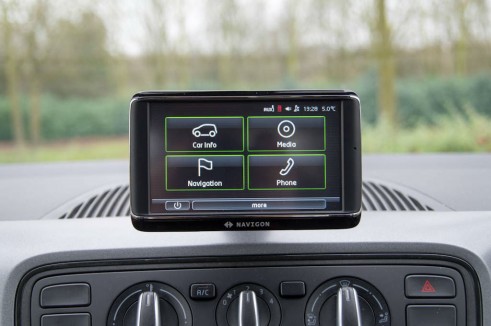 Skoda Citigo Sport Review - Navigon Sat Nav Close - Carwitter
