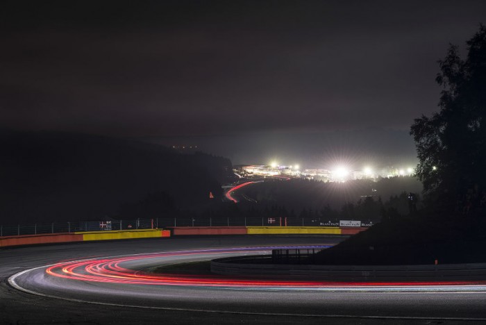 2014 Spa 24 hours night 2 crowd  - carwitter