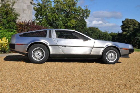Delorean DMC 12 - Side On - carwitter