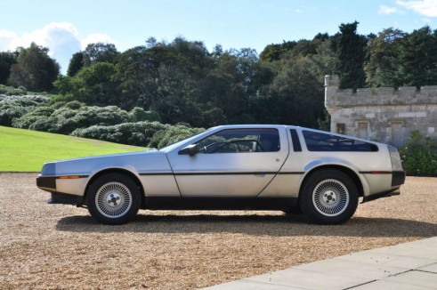Delorean DMC 12 - Side - carwitter