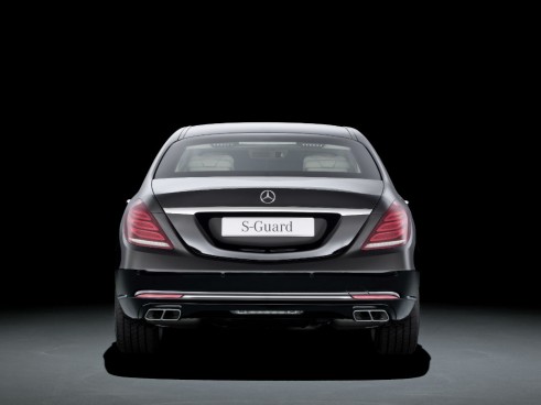 Mercedes S600 Guard rear  - carwitter