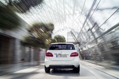 2014 Mercedes B-Class rear 2 - carwitter