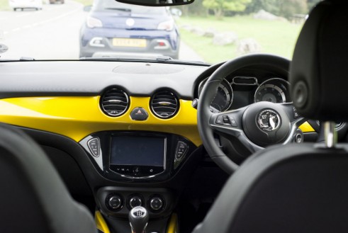 Vauxhall Adam Rocks Air inteior Carwitter