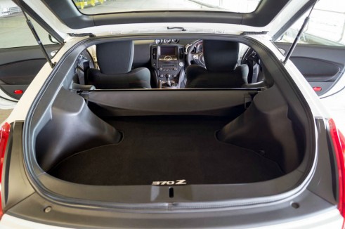 2014 Nissan 370Z NISMO Review - Boot - carwitter