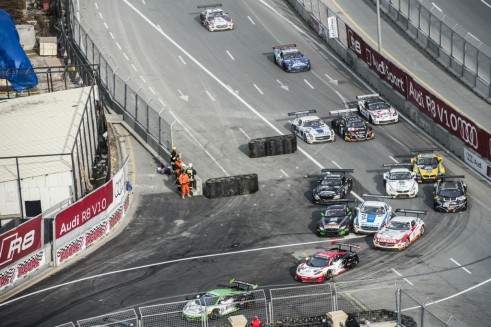 Blancpain Sprint Series Baku start - carwitter