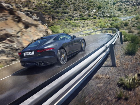 Jaguar 2016 grey rear - carwitter