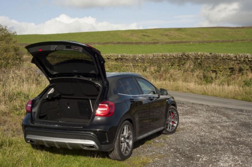 Mercedes GLA45 AMG boot- carwitter