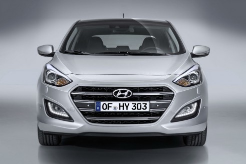 2014 Hundai i30 front 2 - carwitter