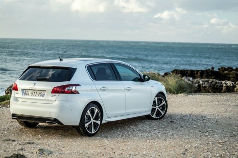 2015 Peugeot 308 GT Review - Rear Angle - Carwitter