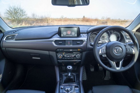 2015 Mazda 6 Review - Dashboard Interior - Carwitter