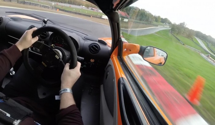Denso Track To Track - Iridium Spark Plugs - Brands Hatch - 008