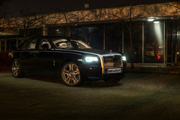 2016 Rolls Royce Ghost Series 2 Review - Side Scene Night - carwitter