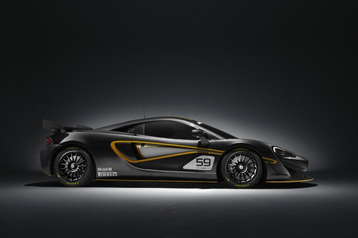 McLaren 570S GT4 - Side - carwitter