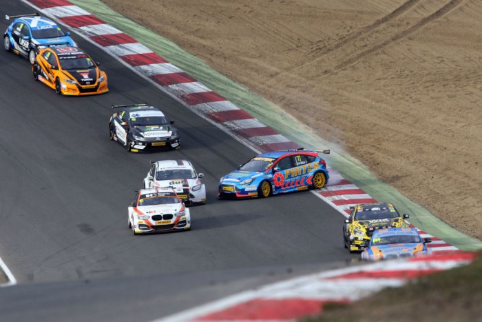 BTCC 16 Brands Hatch Jordan Ford off