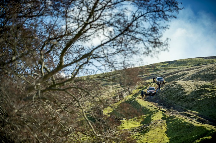Nissan Navara NP300 Automatic Review - Off Road Scene Far - carwitter