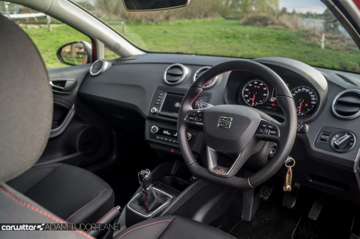 2016 SEAT Ibiza FR Review - Interior - carwitter