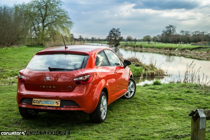 2016 SEAT Ibiza FR Review - Side Scene Close - carwitter