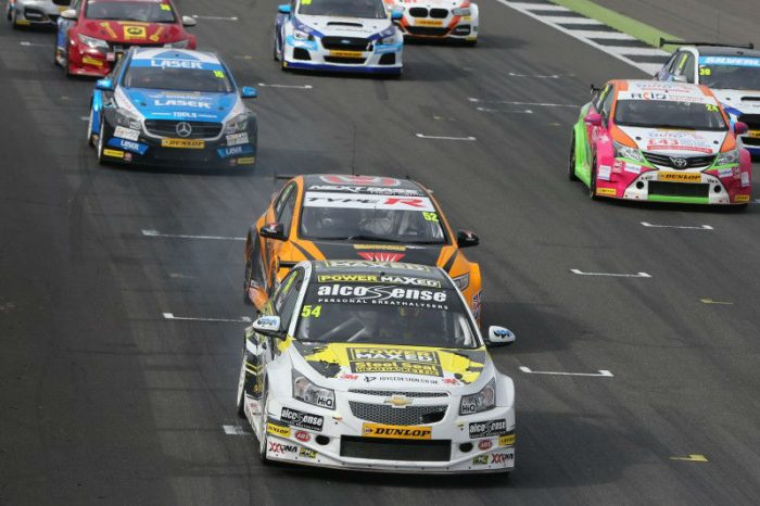 btcc-2016-silverstone-abbot-chevy