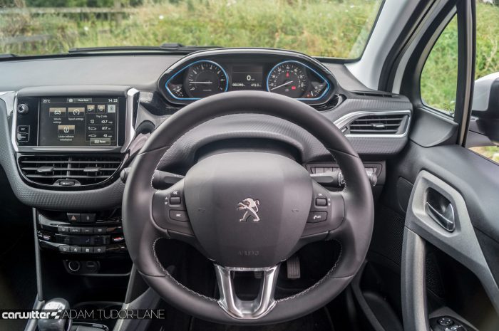 2016-peugeot-2008-allure-1-2-review-steering-wheel-carwitter