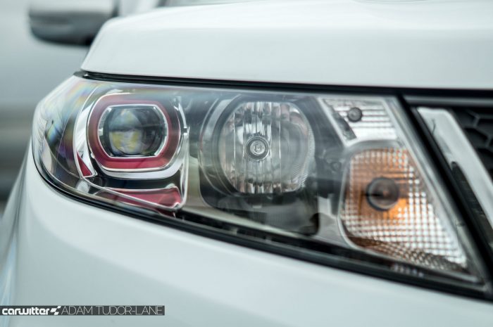 2016-suzuki-vitara-s-review-headlight-detail-carwitter