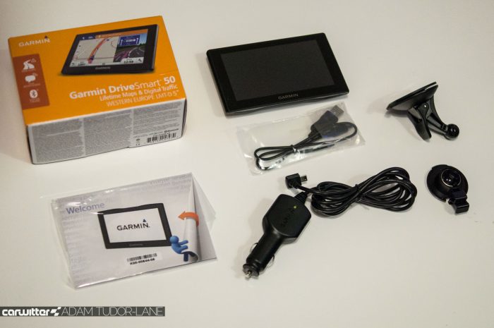 garmin-drivesmart-50-review-in-the-box-carwitter