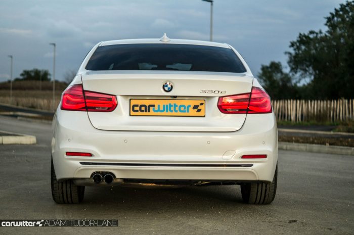 2016-bmw-330e-edrive-review-rear-carwitter