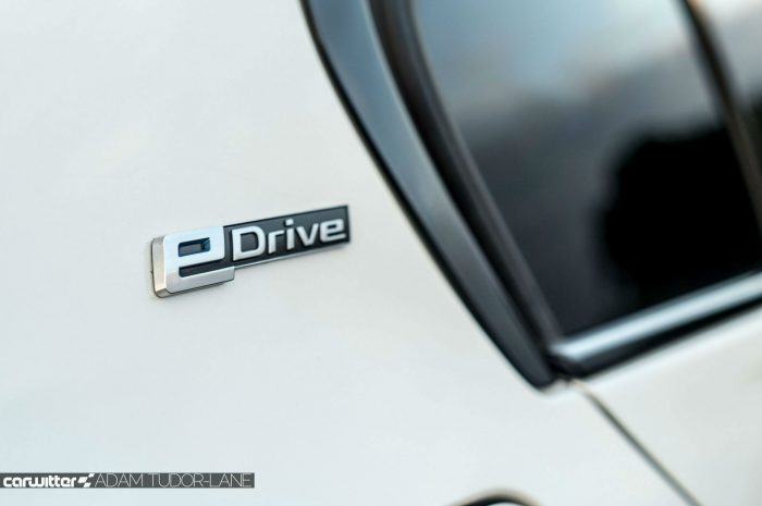 2016-bmw-330e-edrive-review-edrive-badge-carwitter