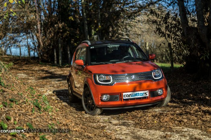 2016-suzuki-ignis-review-front-scene-carwitter
